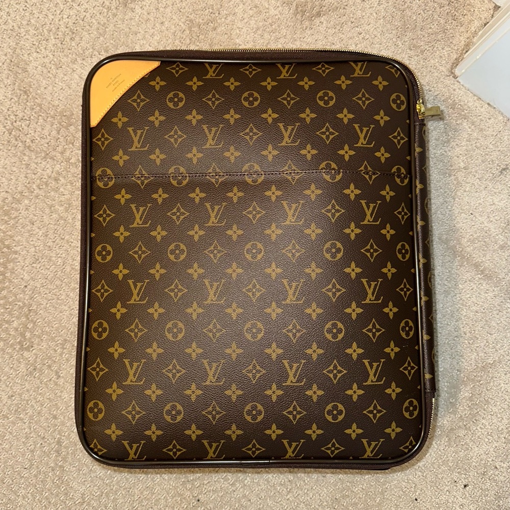 Louis Vuitton Luggage - 100% Authentic
